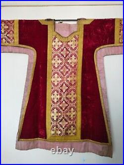 Antique beautiful church vestments chasuble priest velvet and silk brocade 704