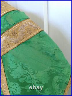 Catholic Green fiddleback chasuble vestment + all matching pieces made in Rome