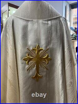 Chasuble lana silk morè, with embroide New Made in Italy Preast Holy Mass