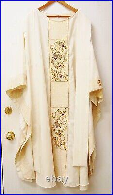 Cream MDS Hand Embroidered Vestment / Chasuble & Stole (#784) Church