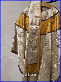 Custom Handmade Gothic White Vestment Chasuble and Stole