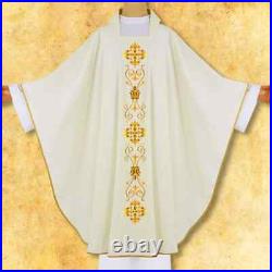 Embroidered chasuble ecru