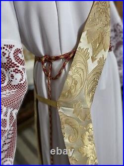 Gold Damask Vestment Dalmatic & Stole