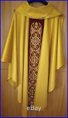 Gold Embroidered Messgewand Chasuble Vestment Kasel