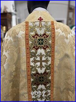 Gold Gothic Damask Vestment Chasuble & Stole