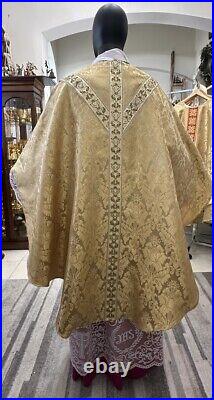 Gold Vestment Chasuble & Stole