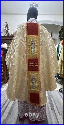 Gold Vestment Chasuble & Stole Baby Jesus