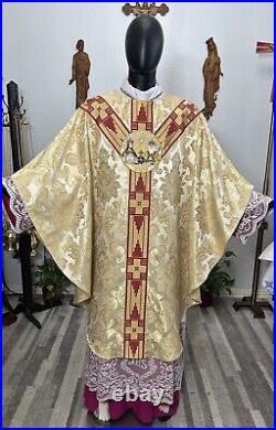 Gold Vestment Chasuble & Stole Holy Trinity