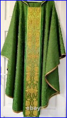 Green Chasuble With Italian Trim Vestment Kasel