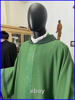 Green Collared Vestment Chasuble & Stole