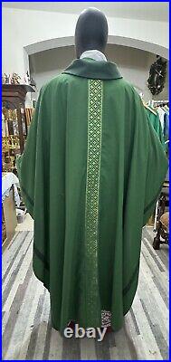 Green Collared Vestment Chasuble & Stole