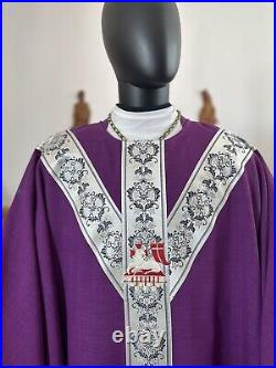 Purple chasuble Vestment (P0094)
