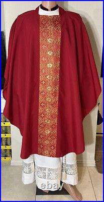 Red Chasuble With Stole R0015