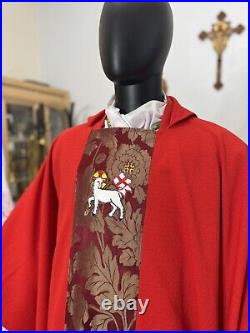 Red Vestment Chasuble & Stole