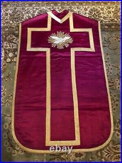 Red chasuble with stole and maniple Manipule Kasel Pianeta Vestment Messgewand
