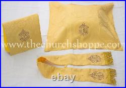 V COLLAR YELLOW GOTHIC Chasuble & Mass Set Lined Chasuble, Casel, Casulla