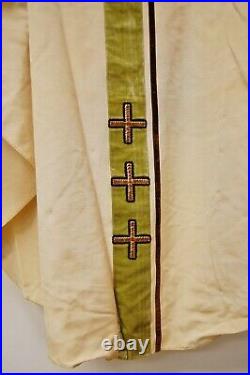 Vintage Cream Vestment, Chasuble (#750) Church Priest Made in Switzerland