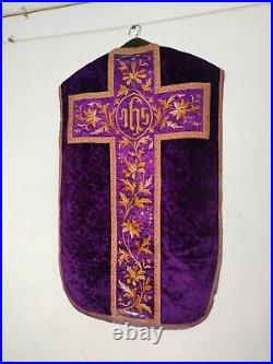 Vintage fabulous church vestment velvet & silk chasuble Christian item1059