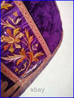 Vintage fabulous church vestment velvet & silk chasuble Christian item1059