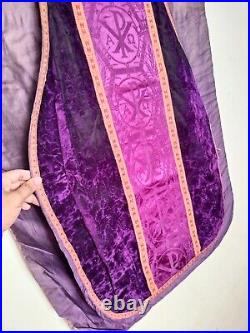 Vintage fabulous church vestment velvet & silk chasuble Christian item1059