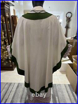 White Chasuble Vestment saint Patrick's feast (WGR0028)