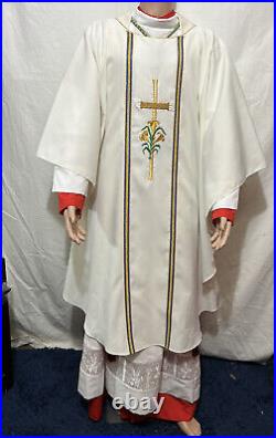 White Chasuble With Cross And Flower Embroidery + Stole + Vestment