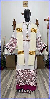 White Collared Vestment Chasuble & Stole CM Almy