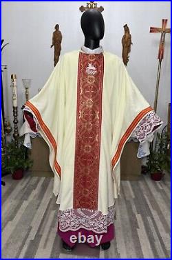 White Cream Vestment Chasuble & Stole