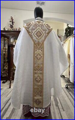 White Gold Gothic Angellic Damask Vestment Chasuble & Stole