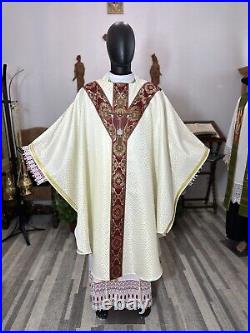 White Ivory Christ The High Priest Chasuble + Stole (wr00097)