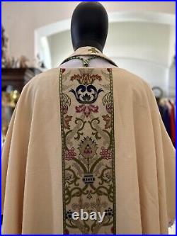 White Ivory Gold Chasuble + Stole (wg0110) CM Almy