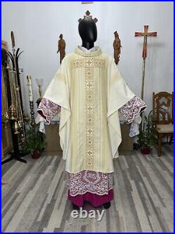 White Ivory Vestment Chasuble & Stole