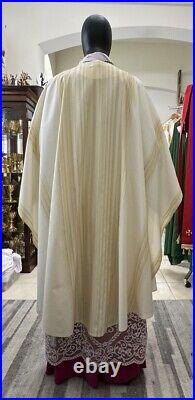 White Ivory Vestment Chasuble & Stole