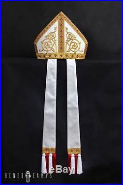 White Silk Episcopal Bishop Becket Mitre Pretiosa Chasuble Kasel Messgewand