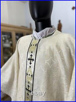 White Vestment Chasuble & Stole